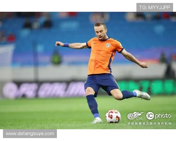 4-2！青岛海牛工体大逆转：萨里奇戴帽破 5 魔咒，客场首胜国安