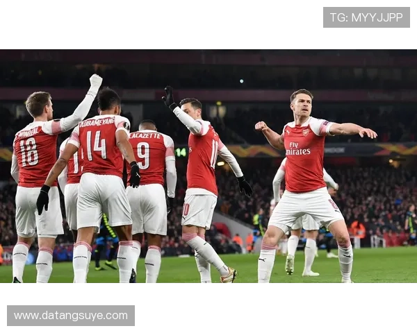 4-2 射落海鸥！曼联 “詹库科” 封神难掩中场裂痕