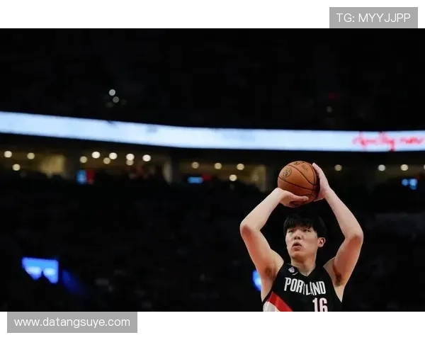 4 分钟到发展联盟：杨瀚森的 “退” 与开拓者的耐心