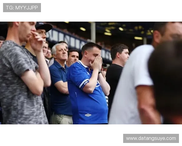 英超焦点战爆冷劲旅逆转豪门全场激战九十分钟惊心动魄引发球迷热议