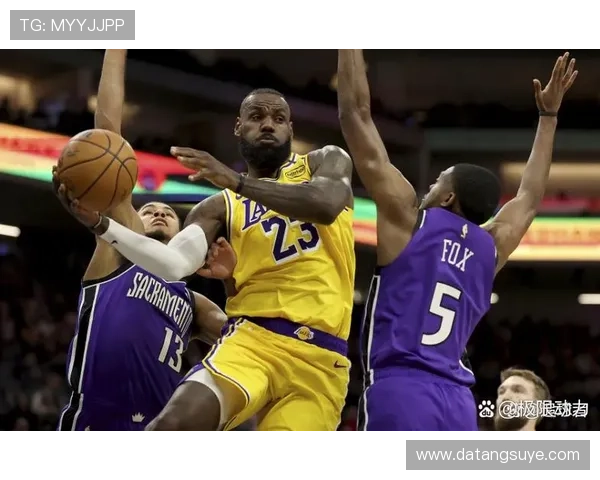 巨星对决引爆赛场NBA战报回顾关键时刻胜负悬念拉满全场沸腾